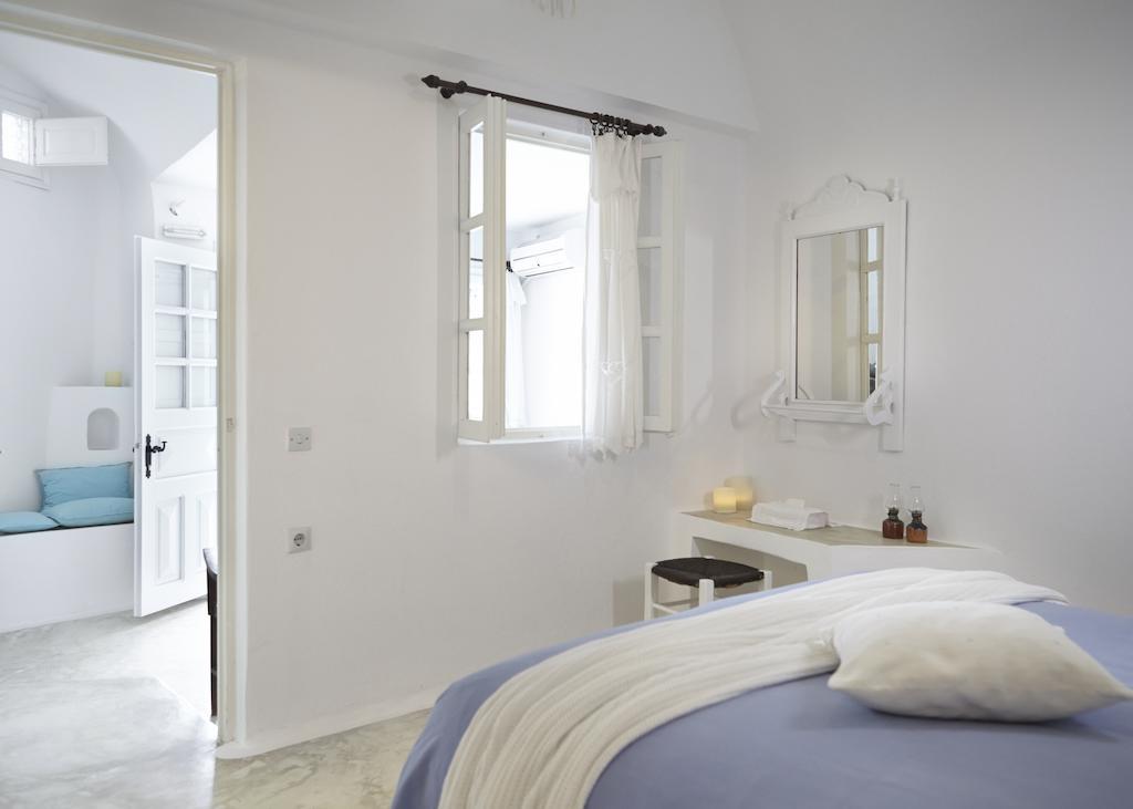 Altana Heritage Suites Imerovigli  Cameră foto